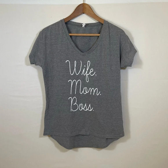 Ladies Graphic Gray V-neck Tee “Wife Mom Boss” Size Medium - Picture 1 of 4